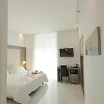 Garibaldi 3*