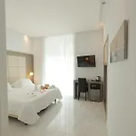 Garibaldi 3*