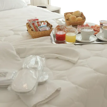 Garibaldi Hotel 3*