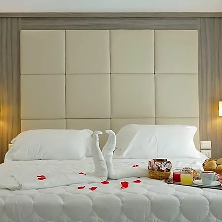 Hotel Garibaldi 3*