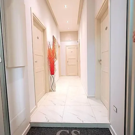 Hotel Garibaldi 3*