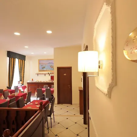 Garibaldi Hotel Naples