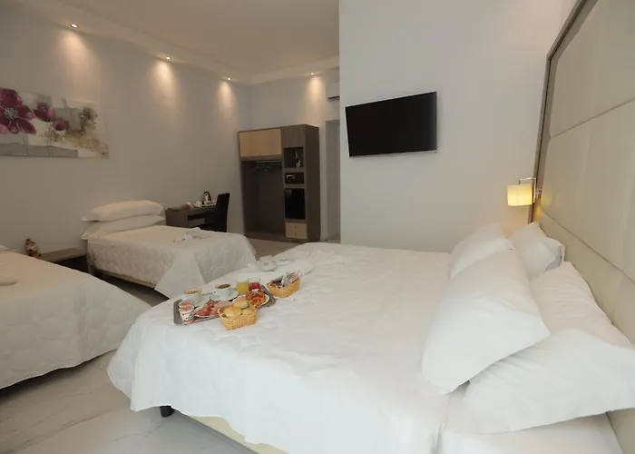 Garibaldi 3* נאפולי