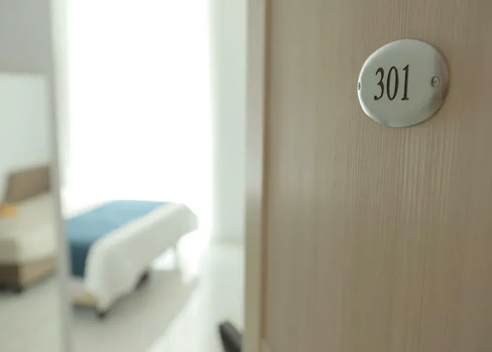 Garibaldi 3* נאפולי