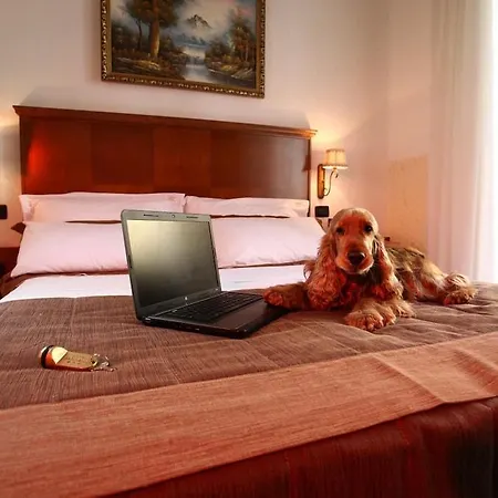 Garibaldi Hotel Naples