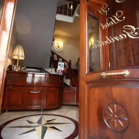 Garibaldi Hotel 3*