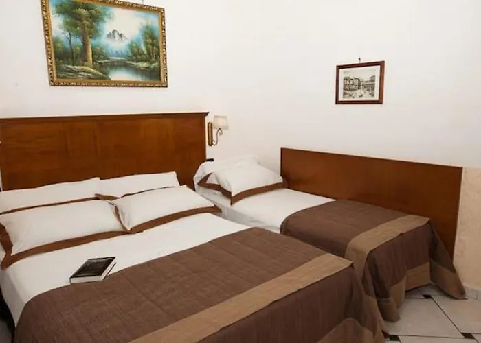 Szálloda Garibaldi 3*